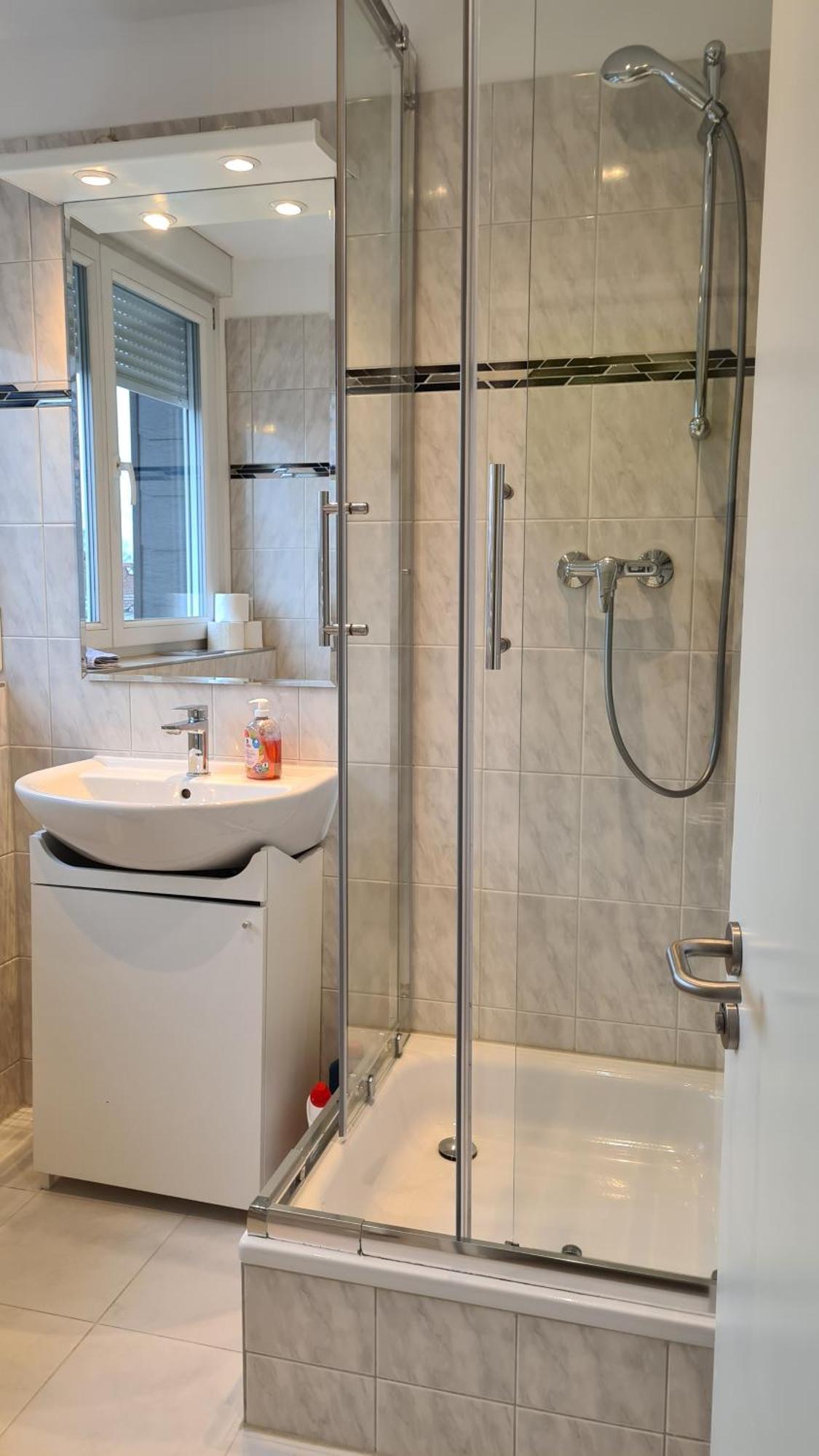 Helles Apartment In Berlin-Mariendorf Buitenkant foto
